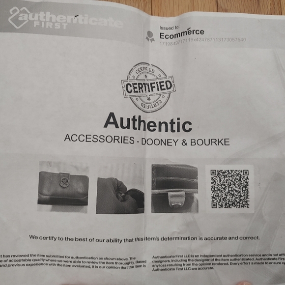 Dooney & Bourke leather zippy wallet w/COA EUC - Picture 6 of 8